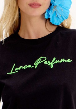 T-SHIRT PRETO COM VERDE LANÇA PERFUME