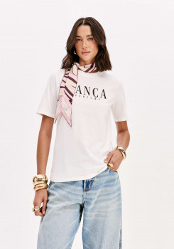 T-SHIRT MANGA CURTA COM LENÇO LANÇA PERFUME