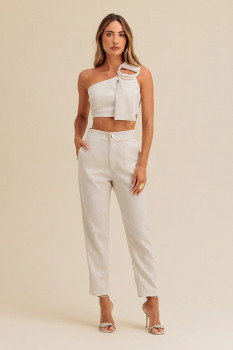 CALÇA ALFAIATARIA CHEVRON COM BOLSOS CHARRY