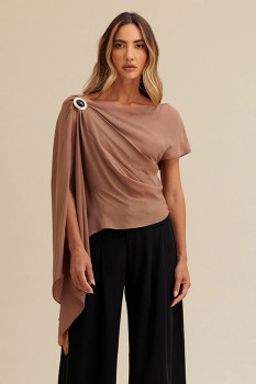 BLUSA DECOTE ASSIMÉTRICO LISA COM PASSANTE CHARRY