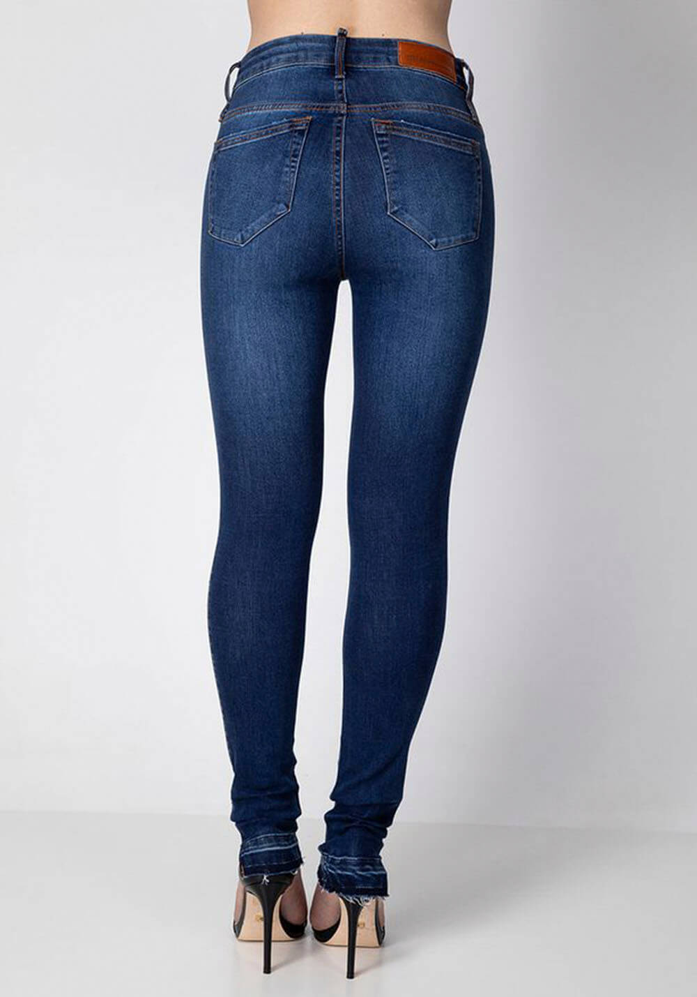 CALÇA JEANS LANÇA PERFUME CALÇA JEANS LANÇA PERFUME