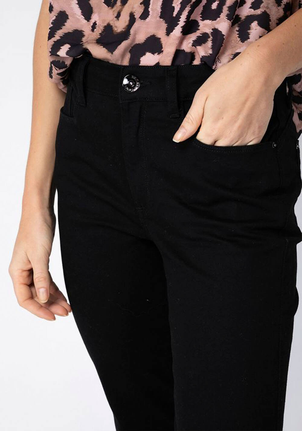 CALÇA PRETO JEANS LANÇA PERFUME CALÇA PRETO JEANS LANÇA PERFUME