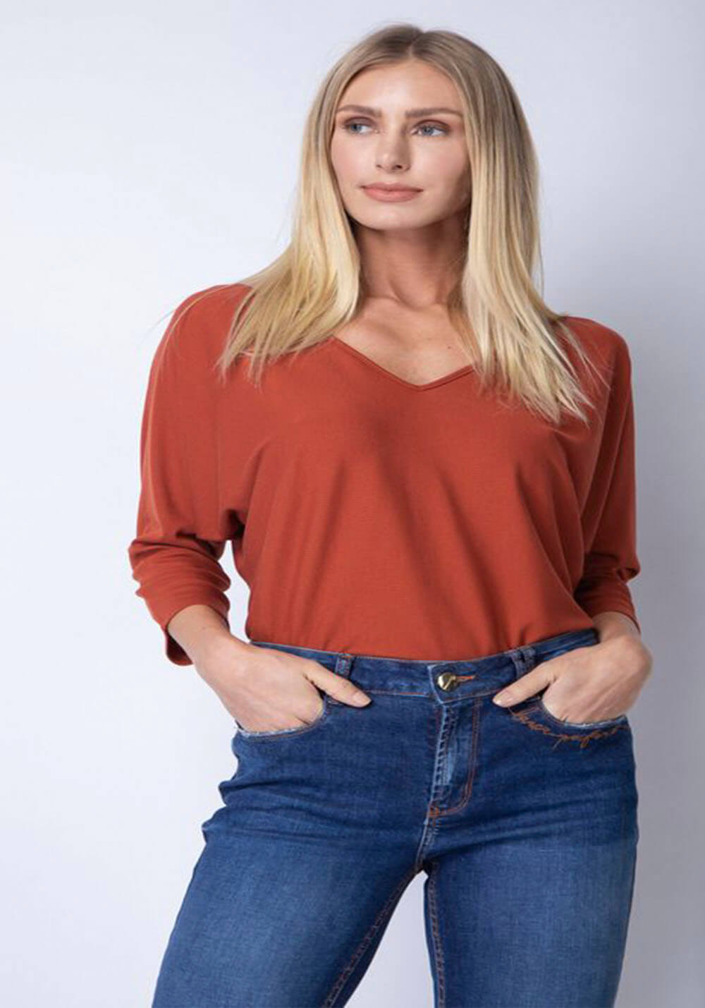 BLUSA DECOTE V LANÇA PERFUME BLUSA DECOTE V LANÇA PERFUME