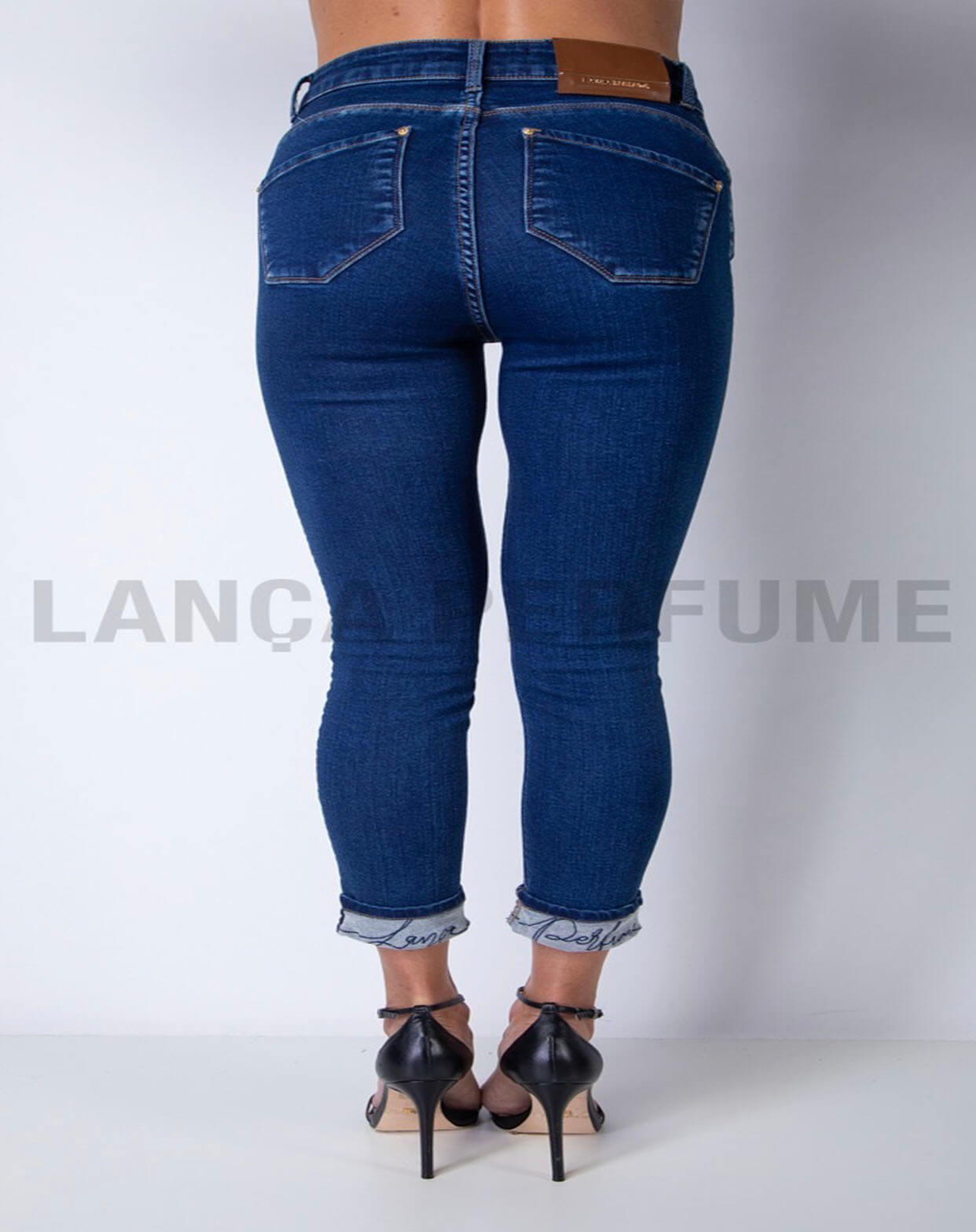 CALÇA JEANS LANÇA PERFUME CALÇA JEANS LANÇA PERFUME