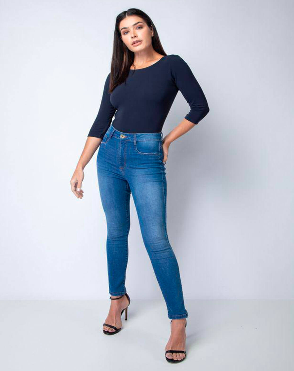 CALÇA JEANS LANÇA PERFUME CALÇA JEANS LANÇA PERFUME