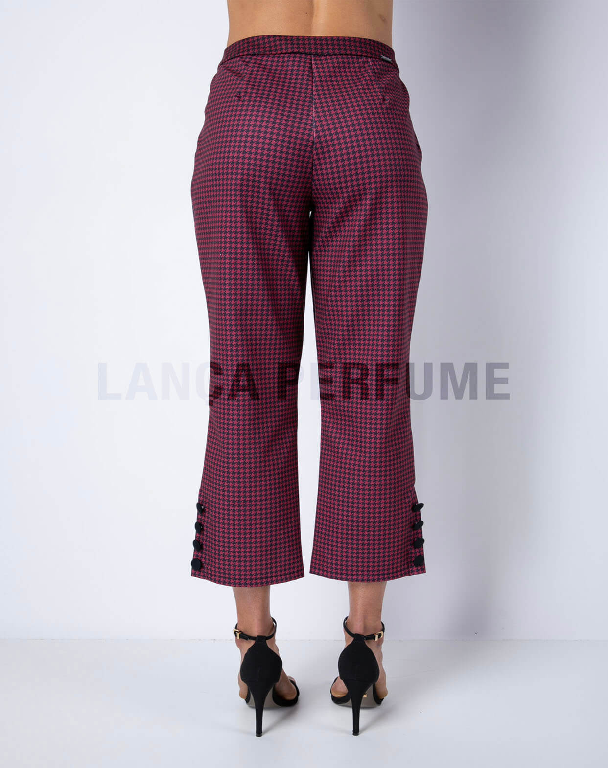 CALÇA ALFAIATARIA LANÇA PERFUME CALÇA ALFAIATARIA LANÇA PERFUME