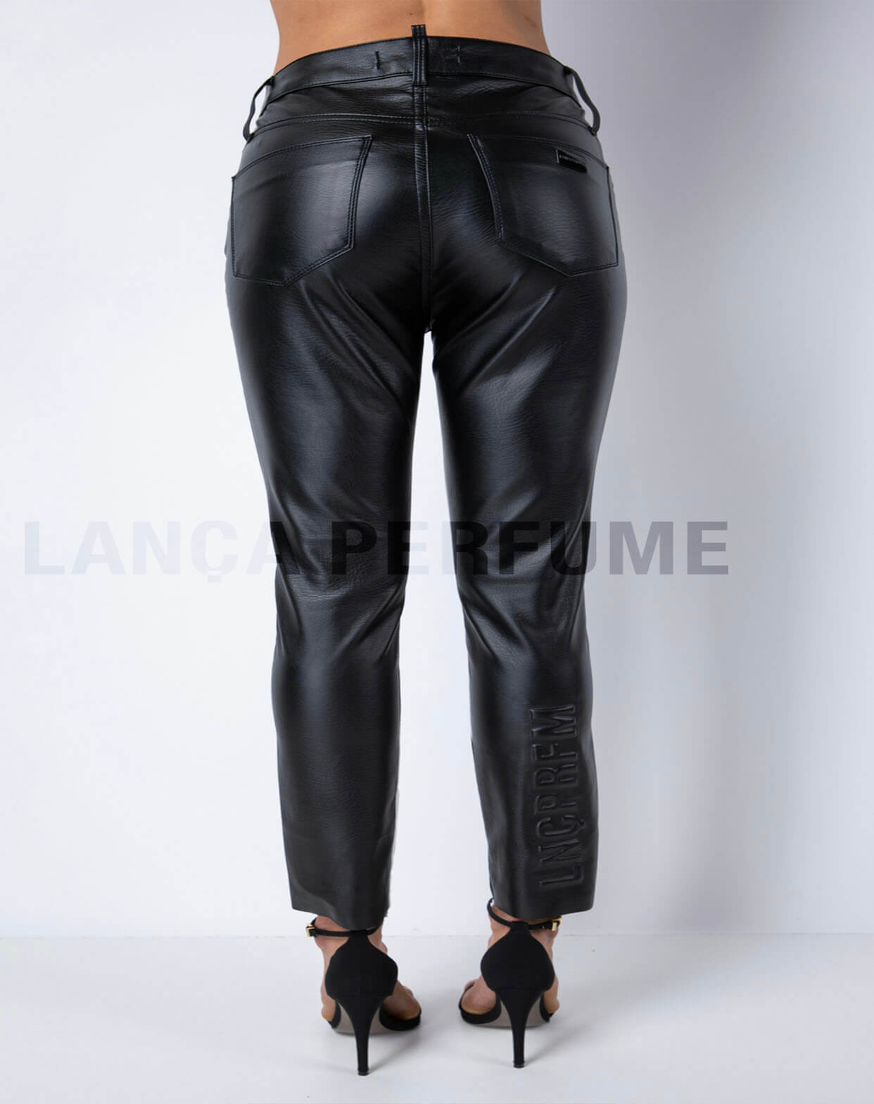 CALÇA VESTA PB LANÇA PERFUME CALÇA VESTA PB LANÇA PERFUME