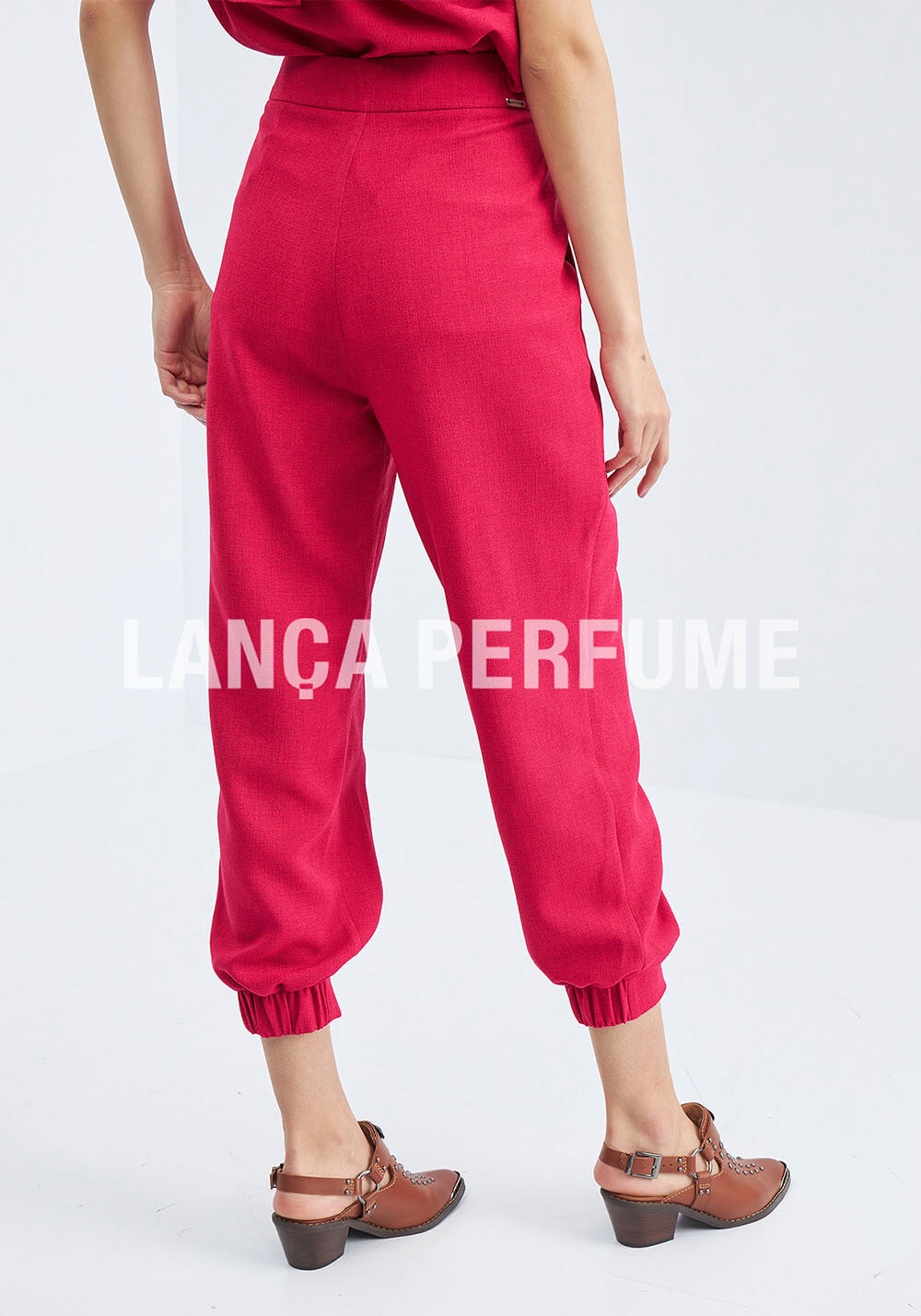 CALÇA ALFAIATARIA LANÇA PERFUME CALÇA ALFAIATARIA LANÇA PERFUME
