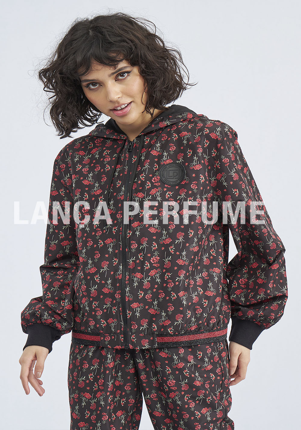 JAQUETA COMFY LANÇA PERFUME JAQUETA COMFY LANÇA PERFUME