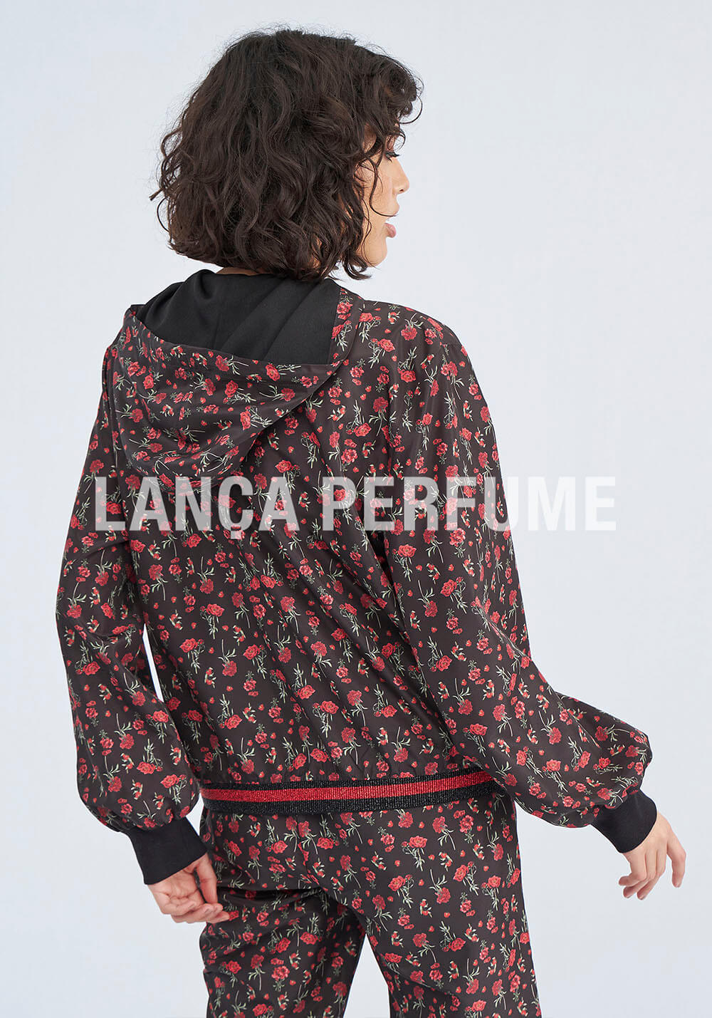 JAQUETA COMFY LANÇA PERFUME JAQUETA COMFY LANÇA PERFUME
