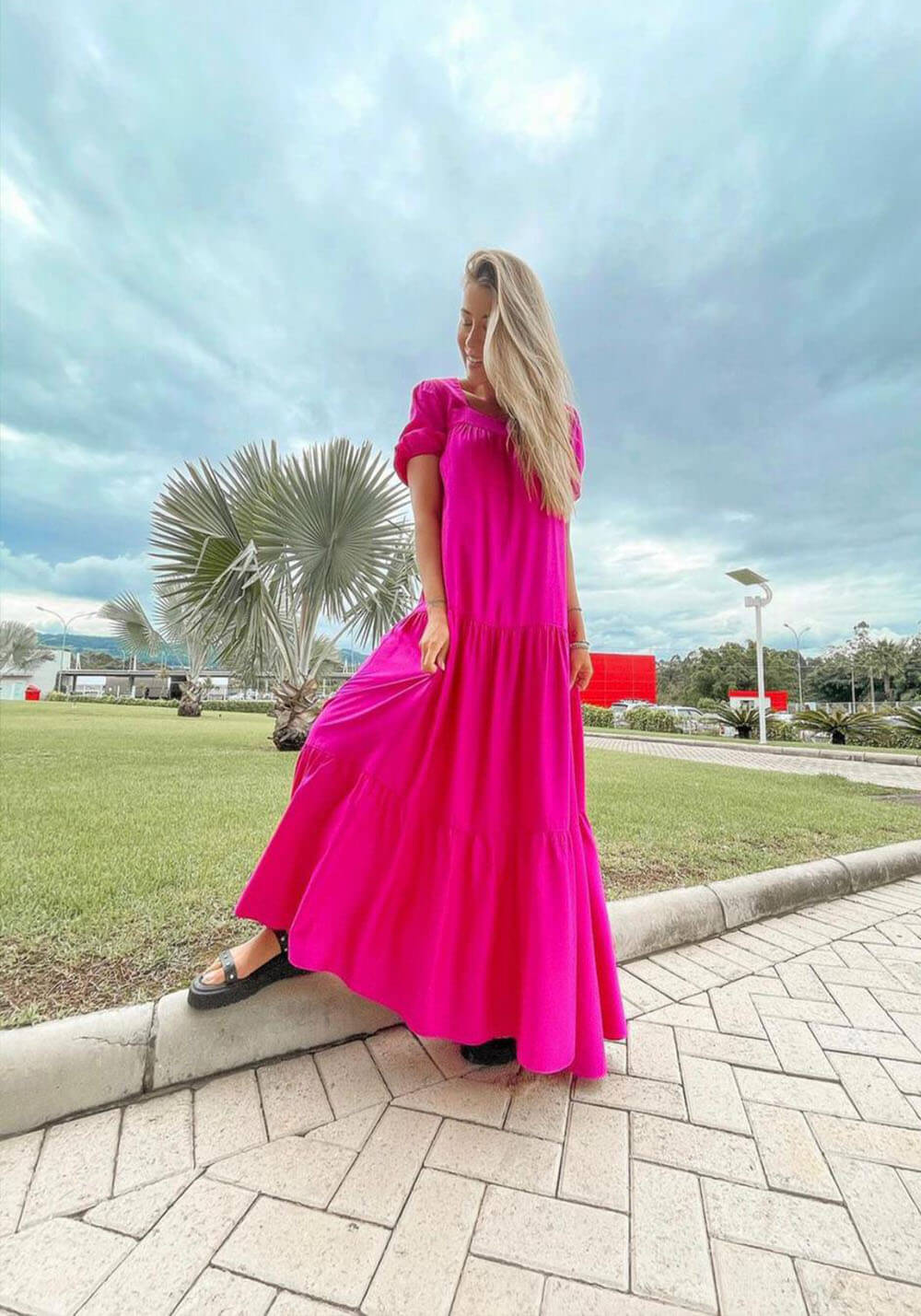 VESTIDO LANÇA PERFUME ROSA VESTIDO LANÇA PERFUME ROSA