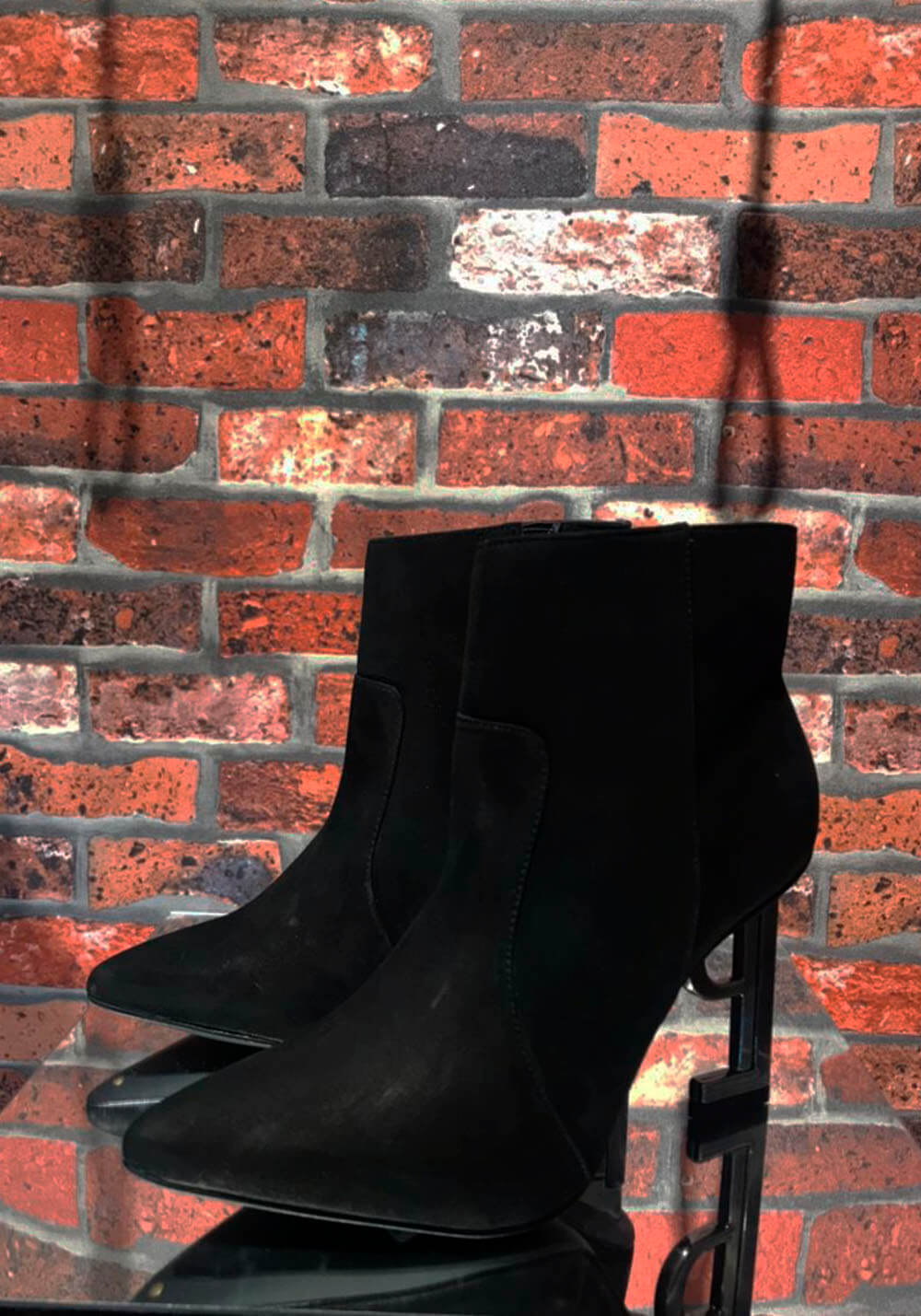 BOTA PRETO ASSINATURA LANÇA PERFUME BOTA PRETO ASSINATURA LANÇA PERFUME