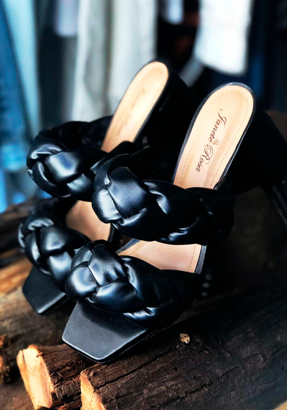 SANDÁLIA MATELASSE JANETE ROSA PRETO SANDÁLIA MATELASSE JANETE ROSA PRETO