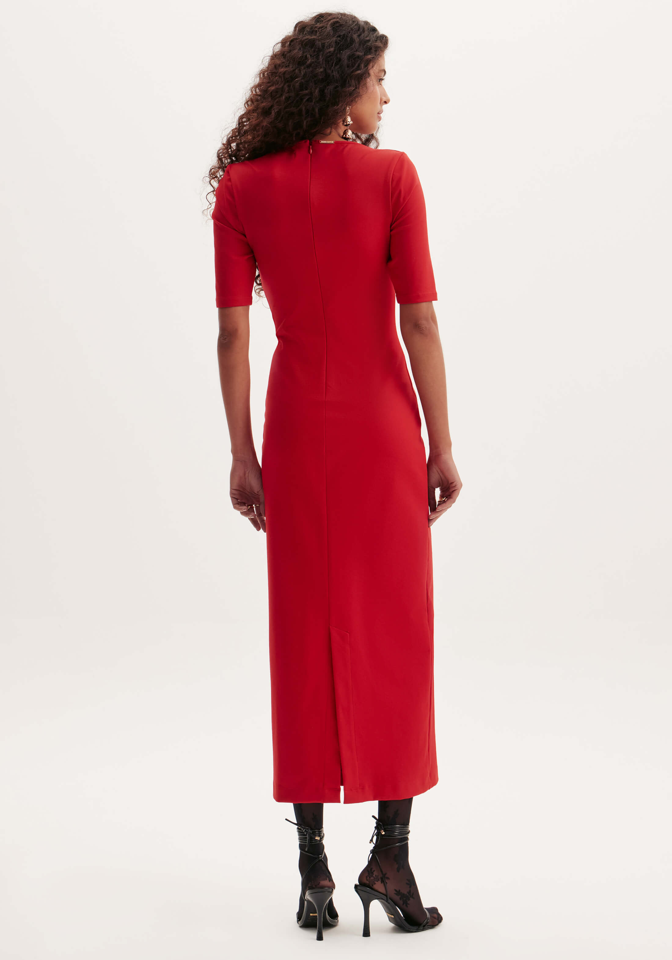 VESTIDO SUPER MIDI VERMELHO DECOTE LANÇA PERFUME