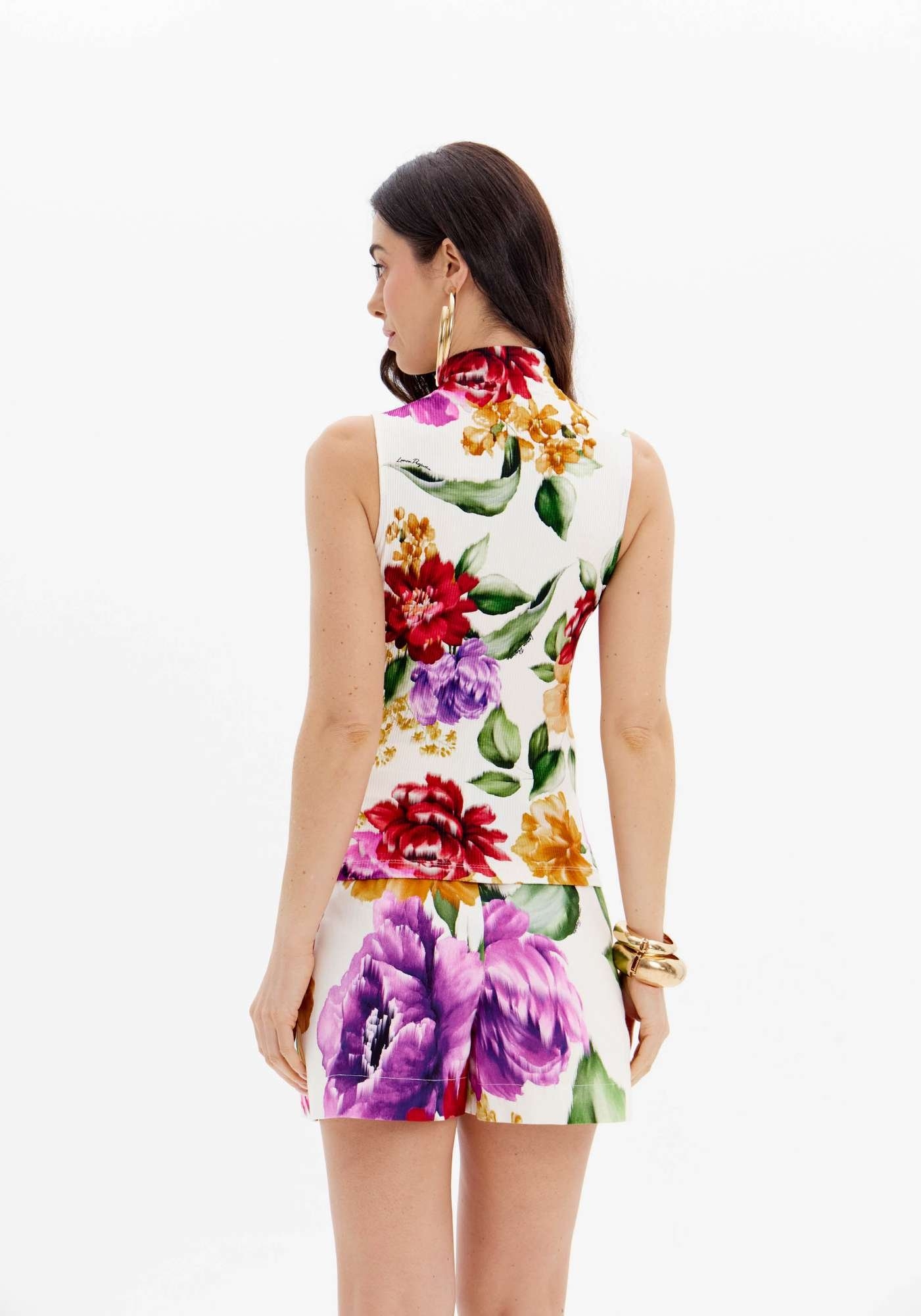 BLUSA GOLA ALTA SEM MANGA ESTAMPADA LANÇA PERFUME
