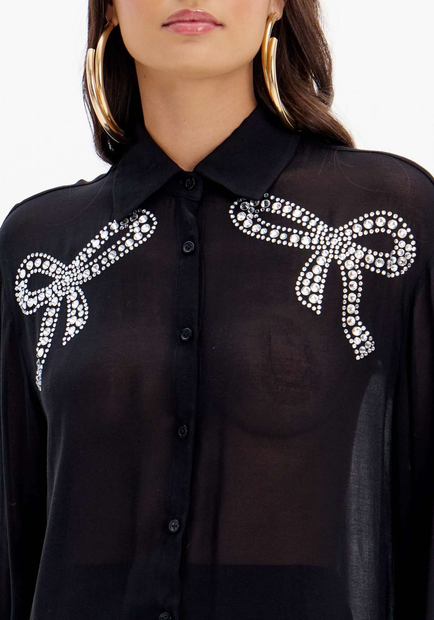 CAMISA FLUIDA DE MANGAS LONGAS COM LAÇOS LANÇA PERFUME