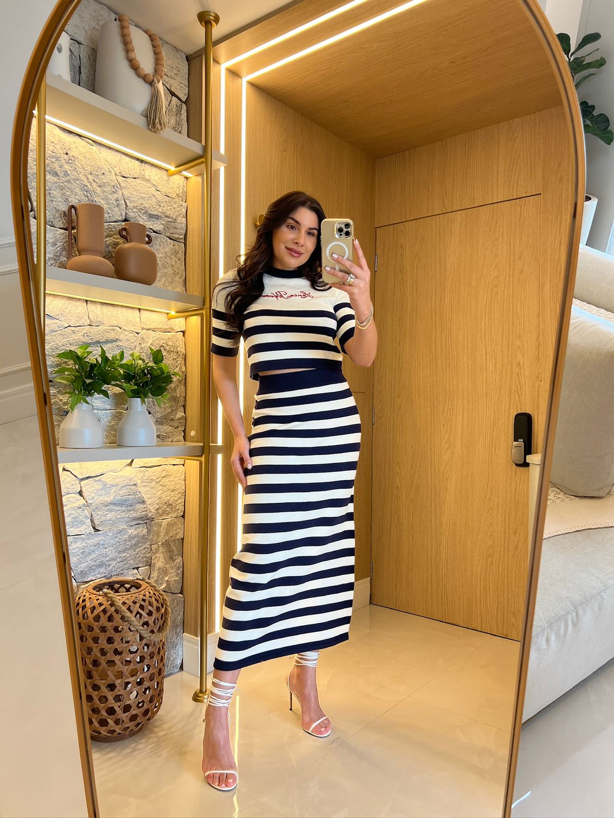 SAIA DE TRICOT SUPER MIDI LANÇA PERFUME