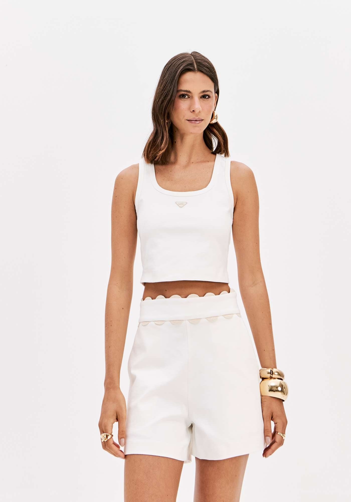 BLUSA CROPPED SEM MANGAS DECOTE U LANÇA PERFUME