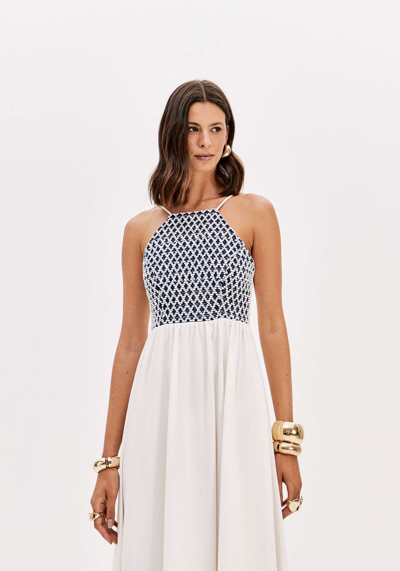 VESTIDO LONGO COM APLICAÇÃO E AMARRAÇÃO LANÇA PERFUME