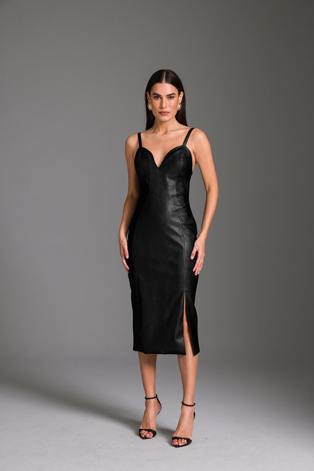 VESTIDO MIDI CHARRY PRETO