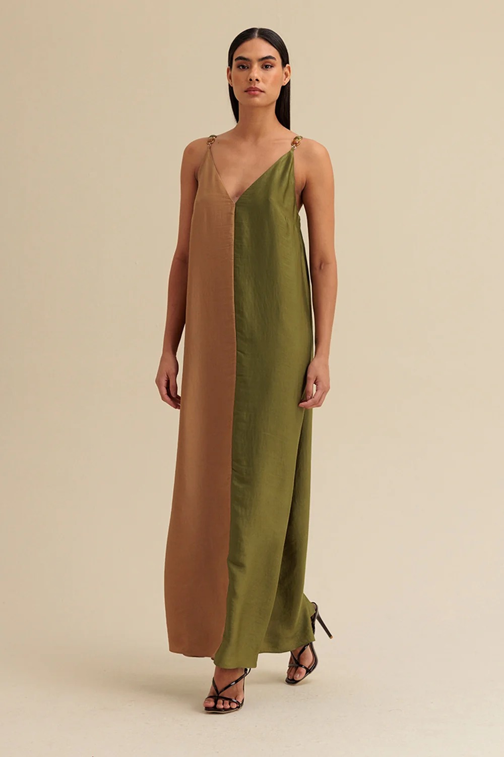 VESTIDO LONGO COM ALÇAS CHARRY
