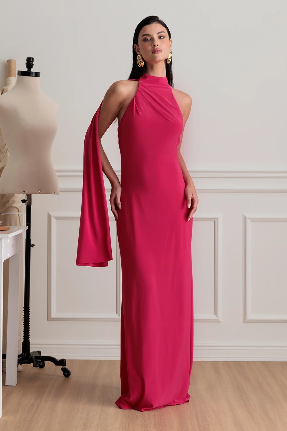 VESTIDO LONGO LISO COM LENÇO CHARRY