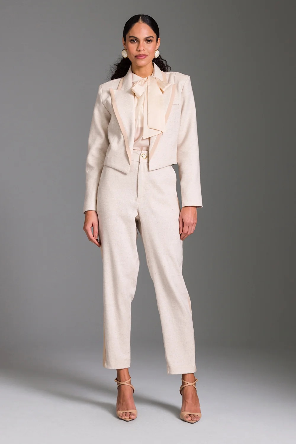CONJUNTO BLAZER E CALÇA CHARRY